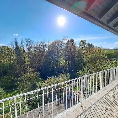 Semesterbostad Ferienhaus Blau *