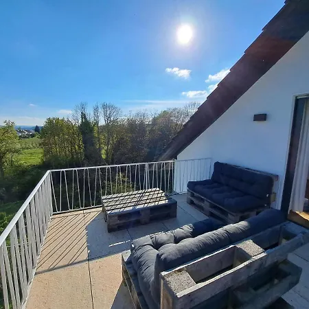 Semesterbostad Ferienhaus Blau *